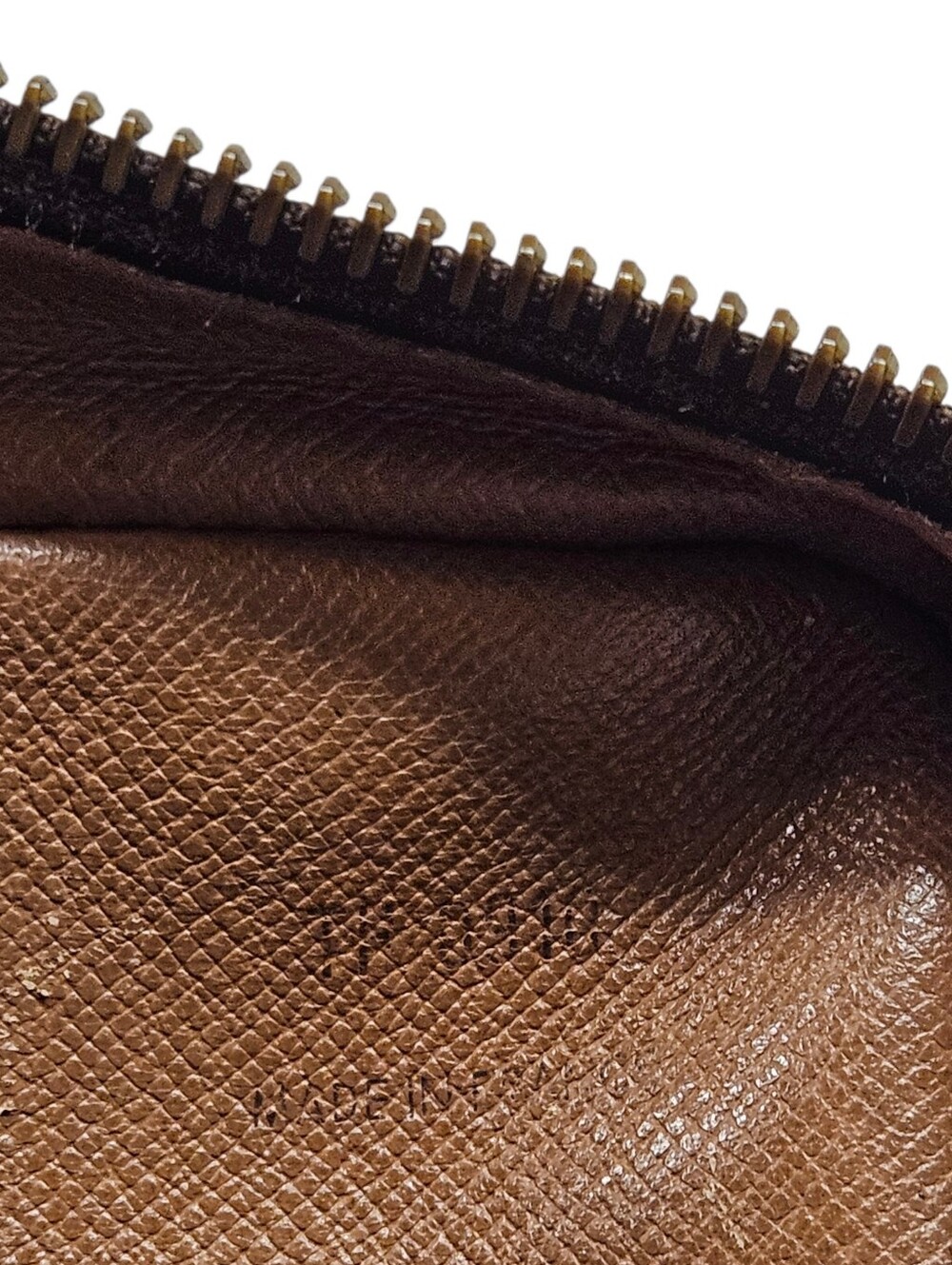 Louis Vuitton Brown Monogram Men's Bag - Picture 10 of 15